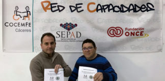 Cocemfe Cáceres y la Asociación Nacional de Futbolchapas de Cáceres renuevan su colaboración