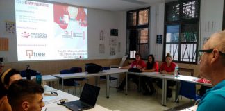 El proyecto CID Emprende pone en marcha en Villafranca de los Barros un taller sobre fruticultura