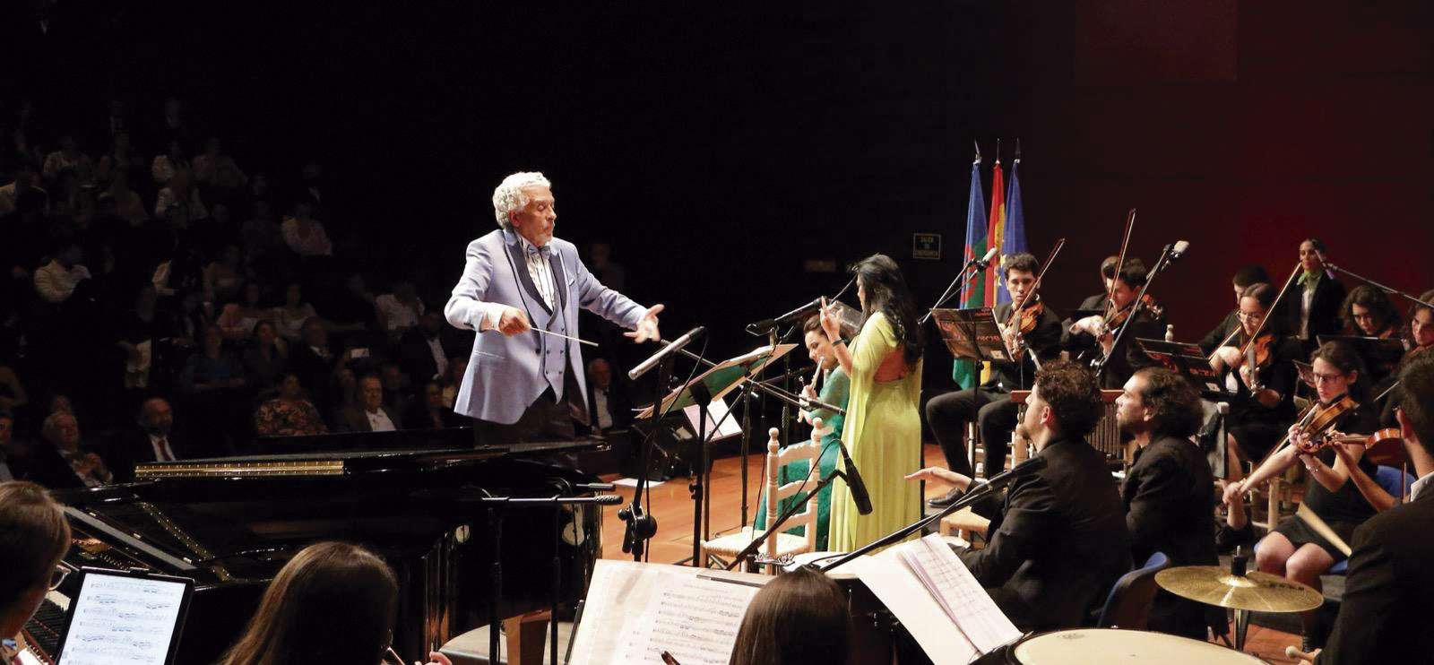 Paco Suárez. Compositor y director de orquesta