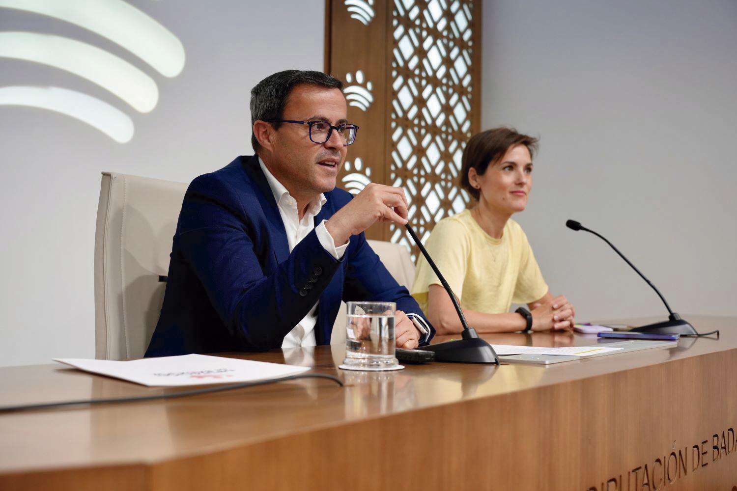 La Diputación de Badajoz incentiva la contratación, especialmente de mujeres, a través de su Plan de Empleo Local